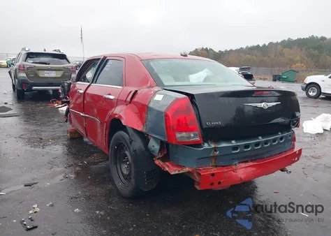 2010 Chrysler 300 Touring/Signature Series/Executive Series из США, поврежденный, VIN 2C3CA5CVXAH330227